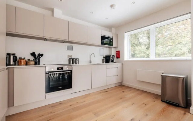 CH Apt 9 2bed in Bath