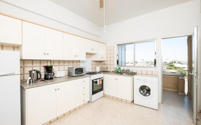 Apollon Beachfront Apartment 302