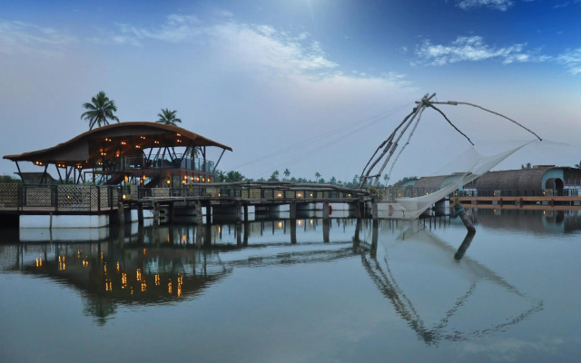 Aquatic Island by Poppys, Cochin