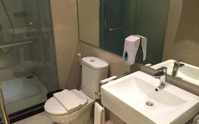 Whiz Prime Hotel Kelapa Gading