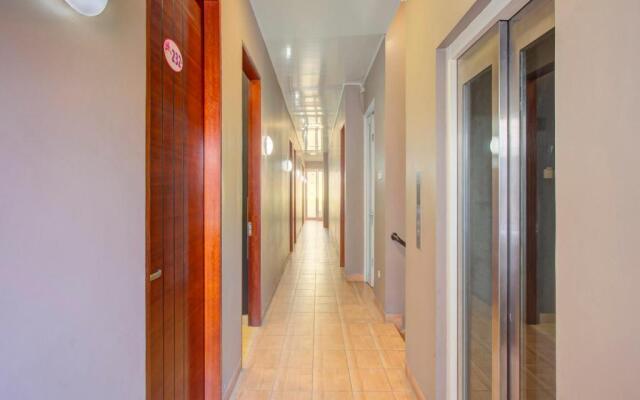 OYO 4005 Bunga Dahlia Guest House