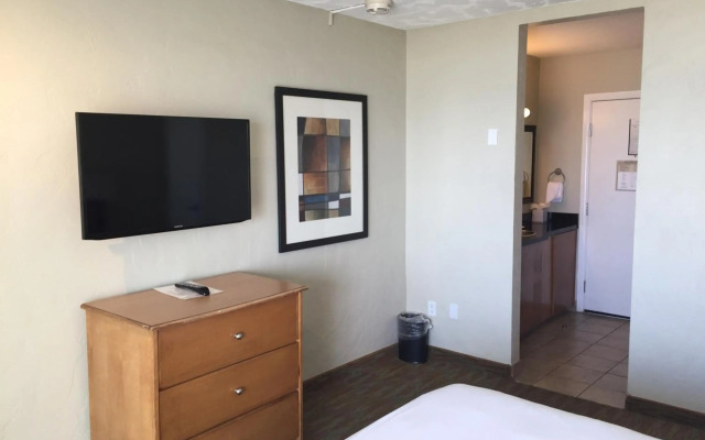 Surfer Beach Hotel