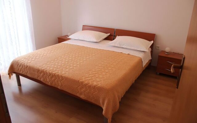 Apartment Gajo