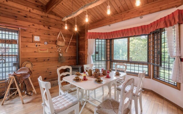 Beautiful Home in Manziana With 4 Bedrooms