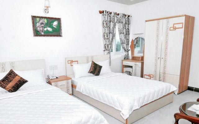 Jiny Tran Hotel