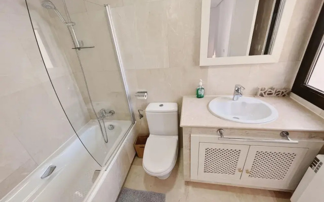 Casa Mila Roda Sleeps 4 With Pool