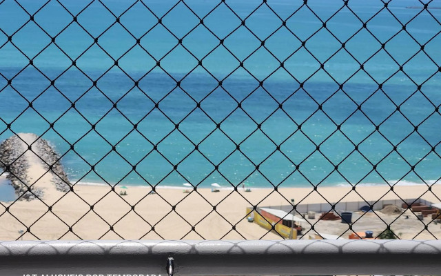 apartamento na beira mar 16