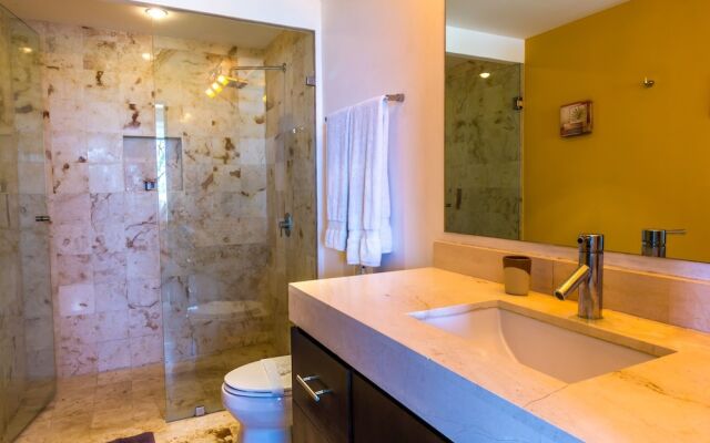 Elements Penthouse 1 2 Bedroom Condo by RedAwning