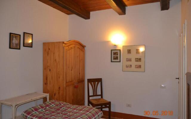 Affitta Camere Il Pettirosso