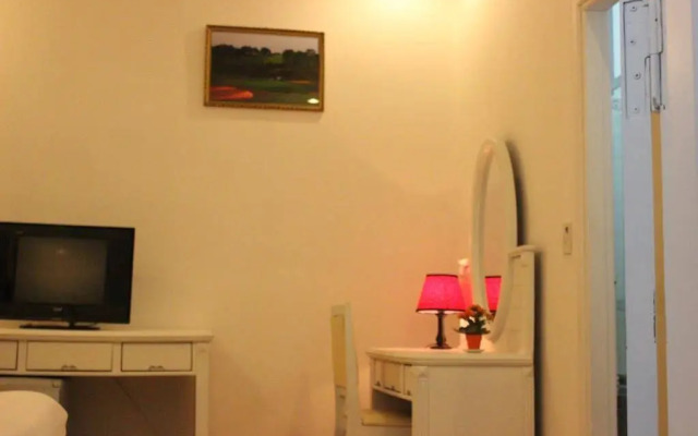 Pho Lanh Hotel