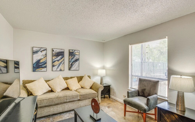 Dallas Condo in Walkable Knox Street District!