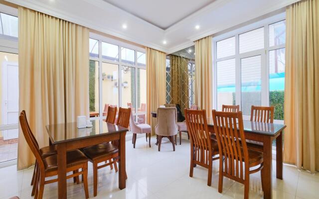 Magnat Hotel