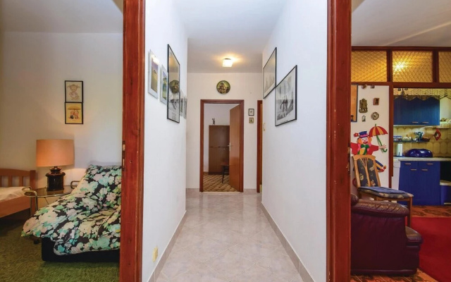 Awesome Apartment in Sibenik With 3 Bedrooms