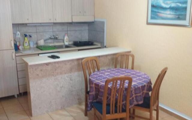 Apartman Sutomore 2