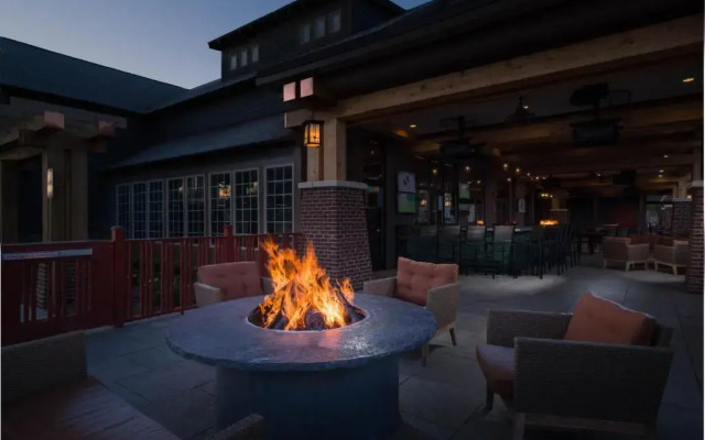 Craftsman Inn & Conference Center