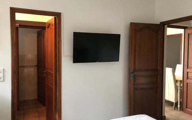 Appartement 3 pièces, jardin et piscine communautaire