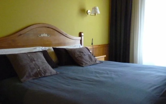 Petit Hotel