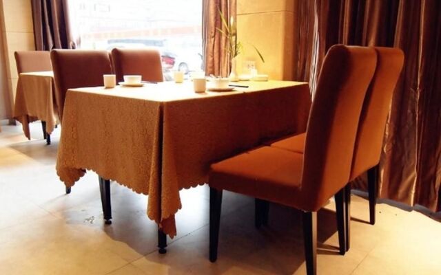 Wuyue Hotel Phoenix Branch