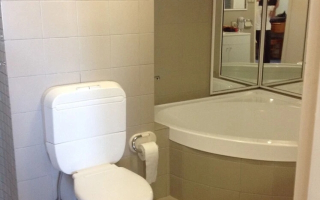 Mandurah Discount Apartment at Silver Sands Resort