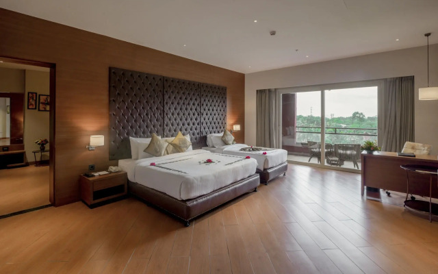Saya Grand Club & Spa Resort