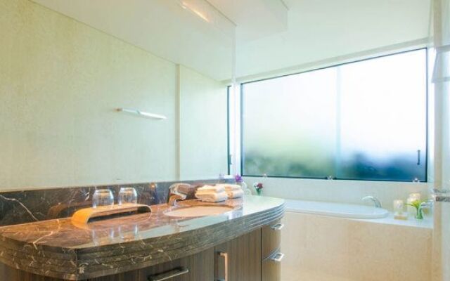 One Oceanview Luxury Accommodation