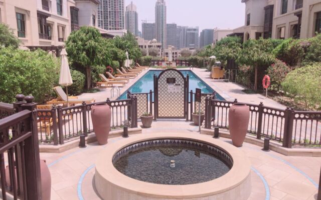 Luxurious Stay in Dubai Downtown