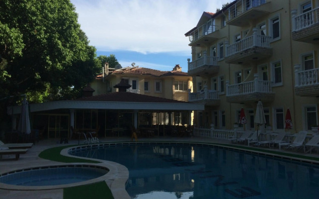 Cenk Bey Hotel