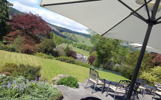 Sawrey House Country Hotel