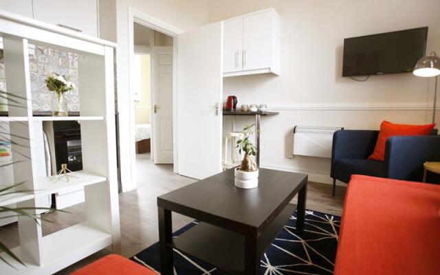 Short Let Direct - Amiens Street D1