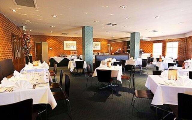 Quality Hotel Melbourne Airport