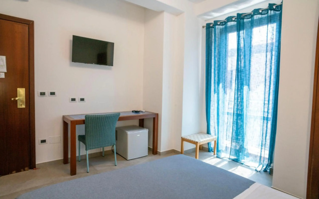 Petit Hotel