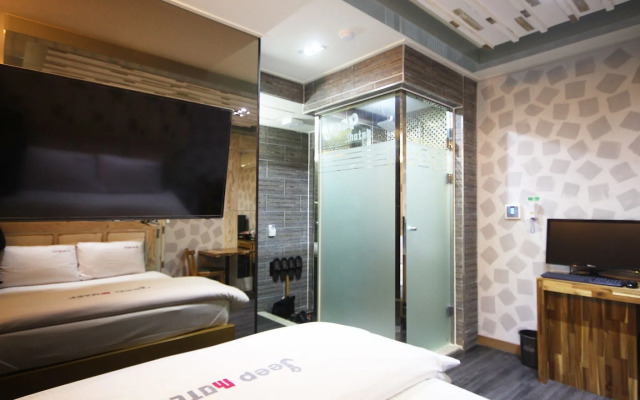 Daegu Dongseongno Jeep