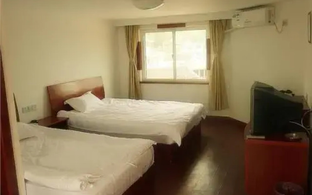 Wuhan Ruian Hotel on Xiongchu Road