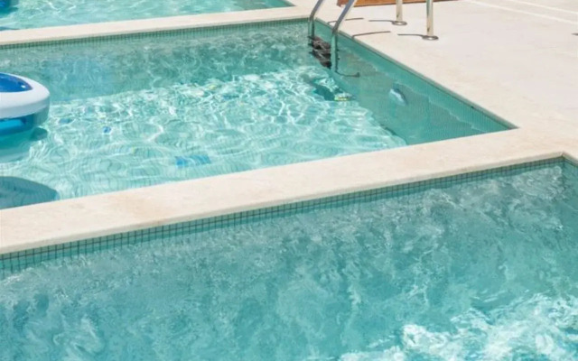 Epos Luxury Beach Hotel / Adults Only 16+