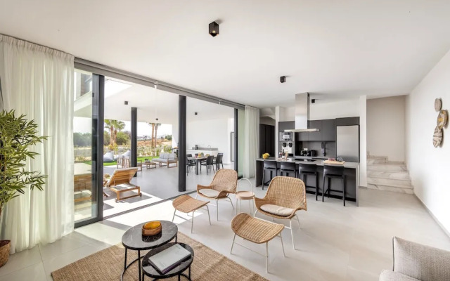 Protaras Aqua Pearl Villa 9