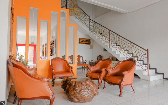 OYO 1362 Ciliwung Family Residence