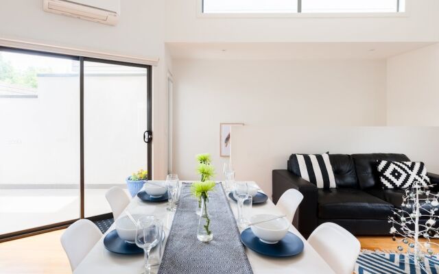 Centrepoint Units Ivanhoe