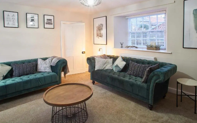 Host Stay Middle Farmhouse