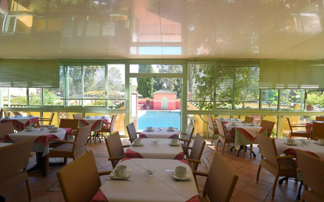 Hôtel Cyrnea
