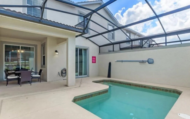 Upscale Champions Gate Townhome - 4 Bed