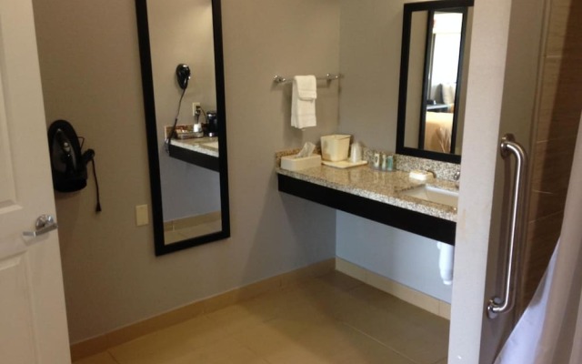 Quality Inn & Suites