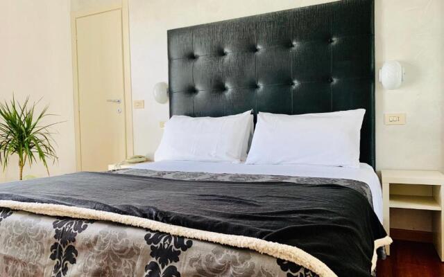 Hotel Baby Bed and Breakfast