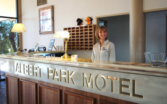 Albert Park Motor Inn