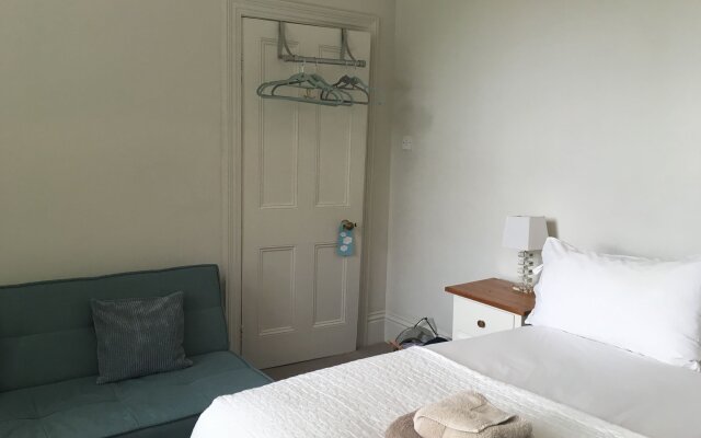 Bed & Breakfast London Organic