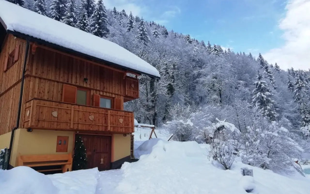 Počitniška hiška Kašta