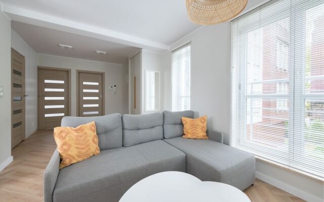 HappyStay Comfort Apartment By the Beach