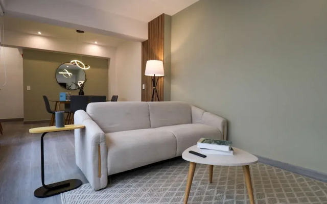 w Majestic Duplex w Perfect Deco in Miraflores