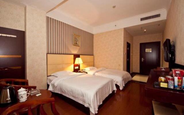 Zhongzhou Business Hotel