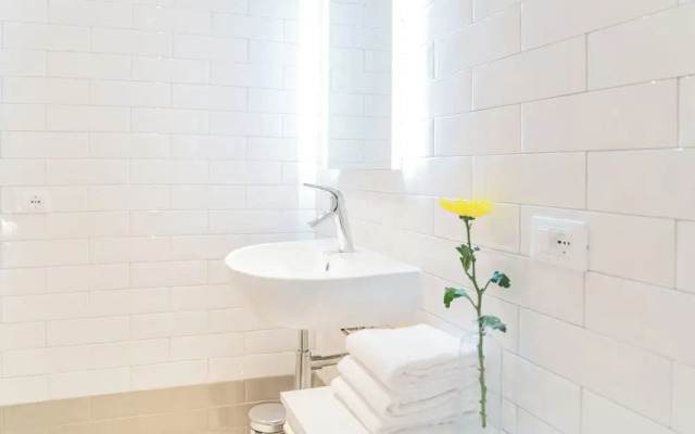 Your Private Harbour Nearby George Clooney by Rent all Como