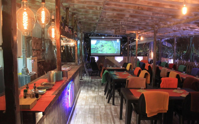 The Roma House